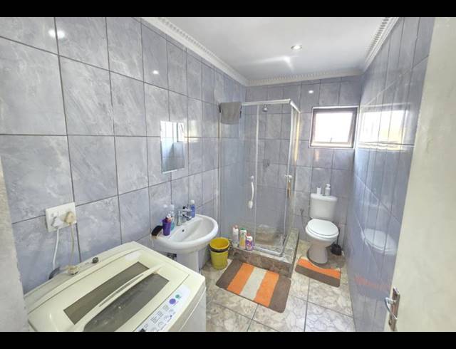 3 BEDROOM HOUSE FOR SALE IN FLORENTIA